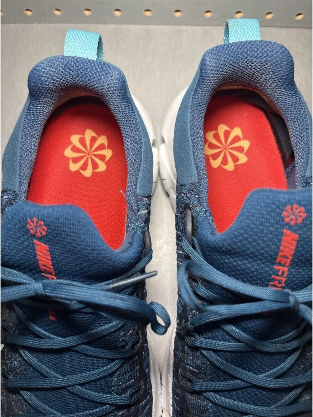 Nike Free Run 5.0 RN Running Shoes Mens Sz 9.5 Blue Comfort Lightweight Sneakers